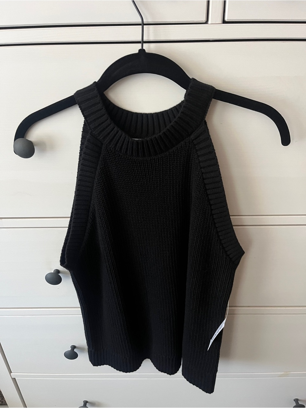 NWT Old Navy Black Ribbed Sleeveless Sweater Size Medium